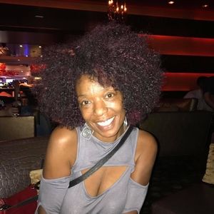 Meet your Posher, Phyllis